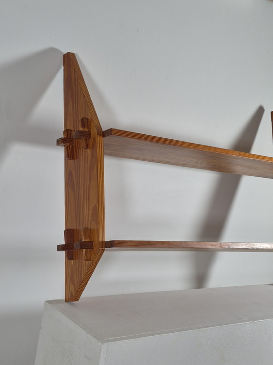 Scaffale a parete brutalista vintage in pino Mid-Century – Decorazioni murali, Wood (photo 4 of 15)