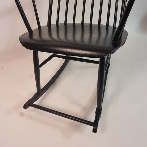 Sedia a dondolo nera vintage