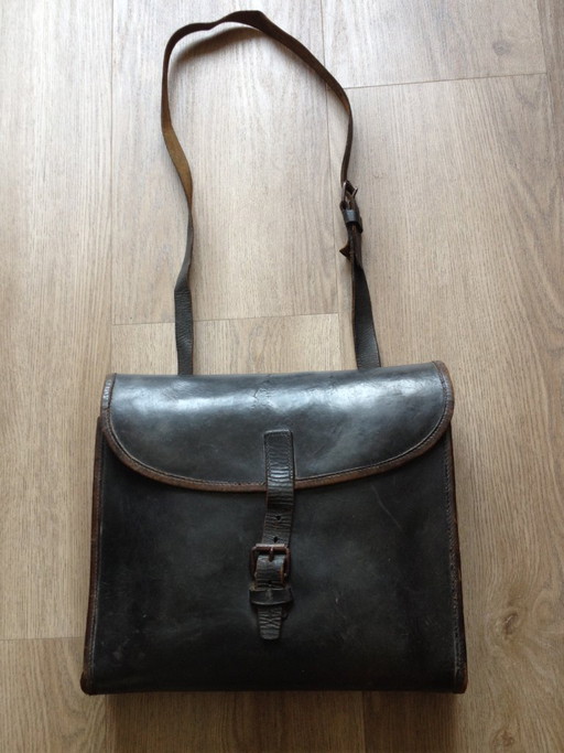 German leather satchel WW1/WW2