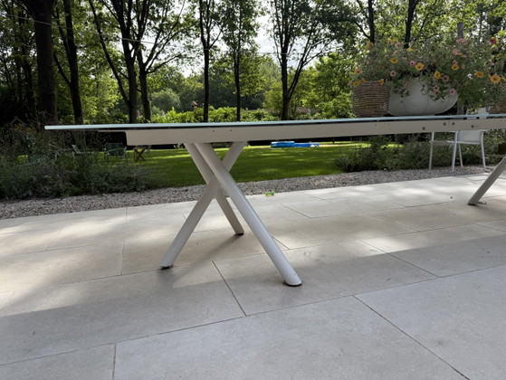 Image 1 of Designer-Gartentisch