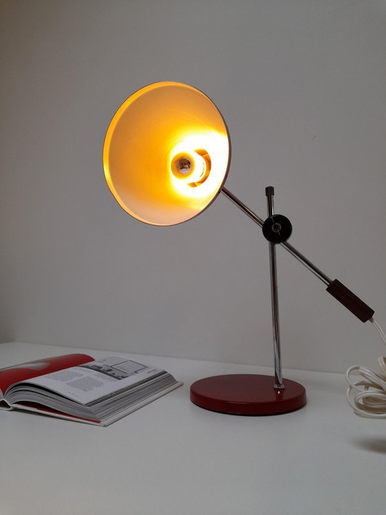 Image 1 of Lampe de bureau vintage rouge par Anvia (J.J.M. Hoogervorst)