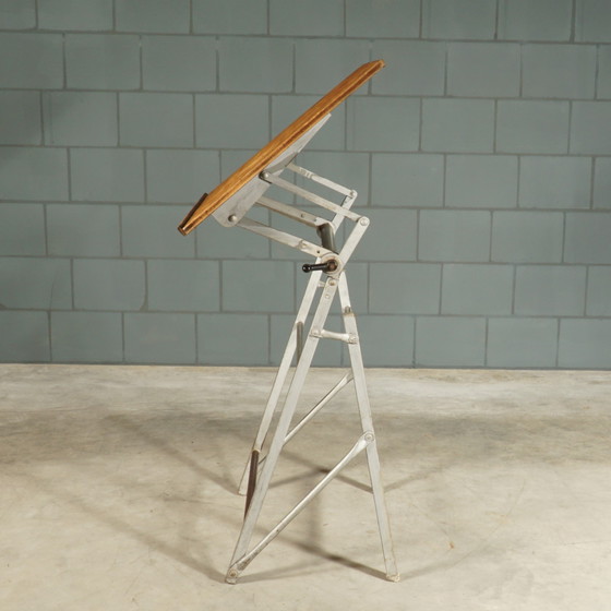 Image 1 of Table à dessin industrielle vintage / table d'architecte - 1950s