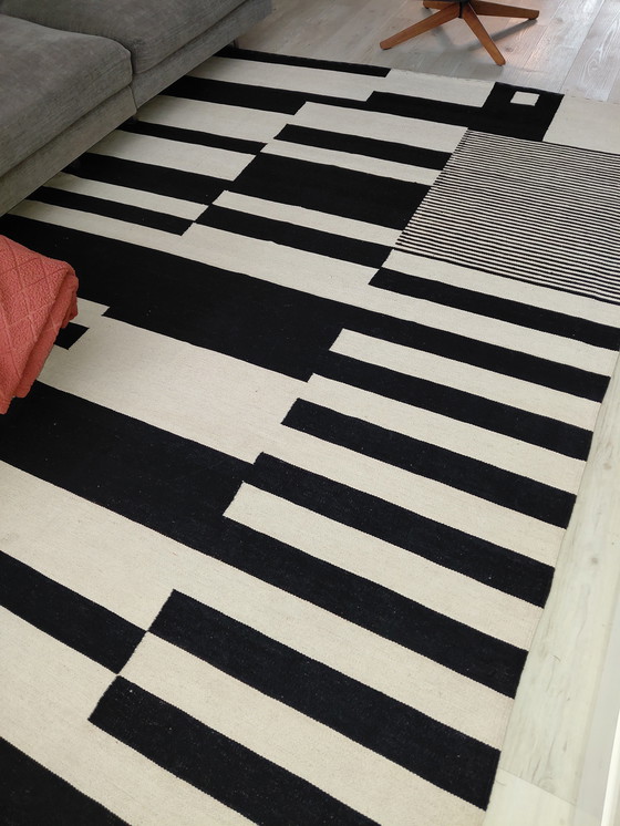 Image 1 of Unique Kelim Rug 200 x 300 new