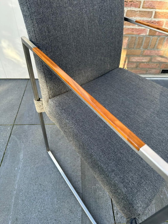 Image 1 of Bert Plantagie Hidden – opgeknapte design eetkamer- en salonset (noten + RVS)