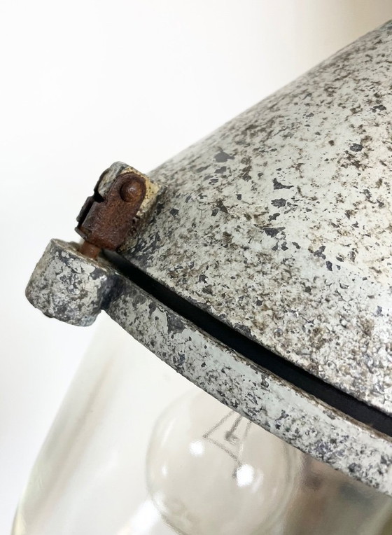 Image 1 of Industriële explosieveilige kroonluchter, jaren 70