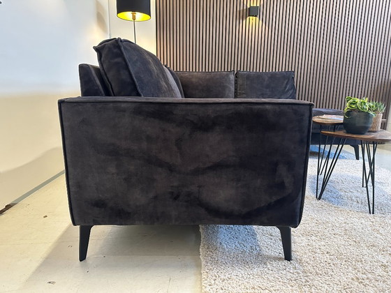 Image 1 of Divano angolare in velluto nero 250x210 cm