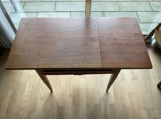 Image 1 of Mesa de costura de teca diseñada por Johannes Andersen en la década de 1960.