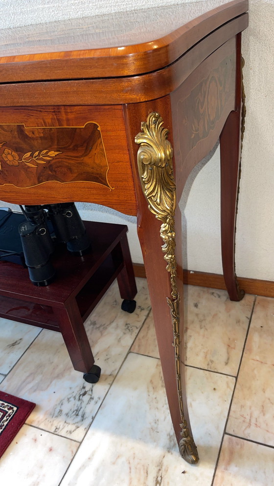 Image 1 of Pont antique et table de roulette