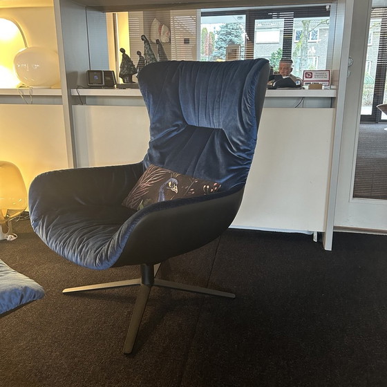 Image 1 of Poltrona relax Freifrau Leya Wingback con pouf