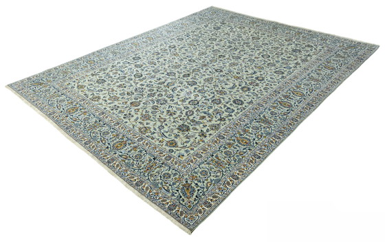 Image 1 of Signed Kashan cork - 397 x 306 cm - Pistachio green