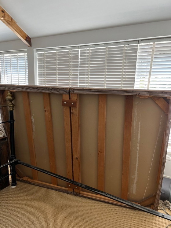 Image 1 of Antiek Engels bed