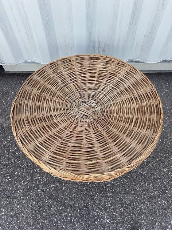 Image 1 of Wicker lounge set, 3 armchairs and a table, 1970s