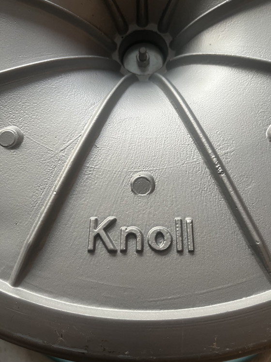 Image 1 of Eero Saarinen  Table Tulip Édition Knoll International