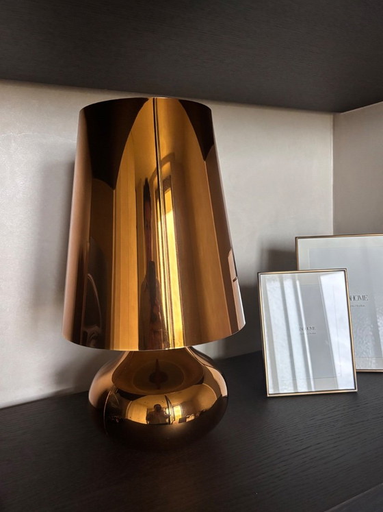 Kartell Cindy Oro Scuro, Lampade da tavolo, Plastica, Dorato (foto 2 di 5)