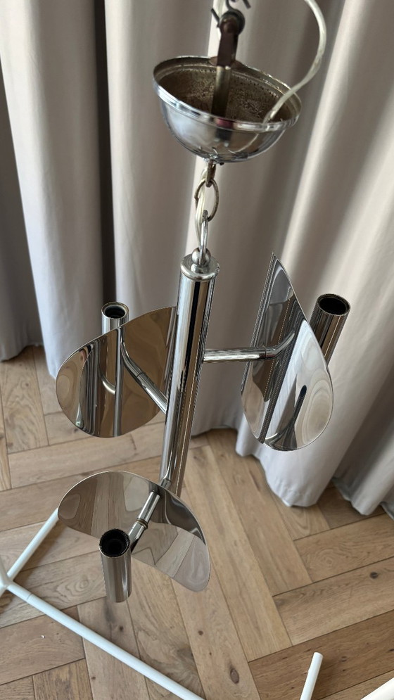 1970s Space Age chrome chandelier – 3 lights – Pendant lamps, Aluminium (photo 9 of 12)