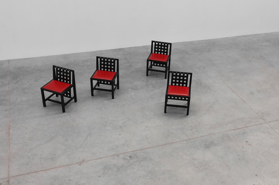 Image 1 of Ensemble de 4 chaises de salle à manger DS3 par Charles Rennie Mackintosh pour Atelier international, Italie, années 1970