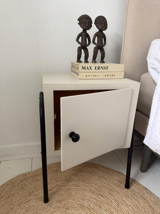 Mesita de noche vintage de madera y acero blanco – nachtkastjes, Wood, Metal