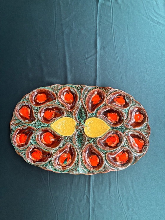 Image 1 of Vallauris barbotine 1x oesterschaal en 8x oesterborden