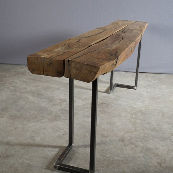 Image 1 of Table d'appoint vintage – poutres en chêne – piètement en métal