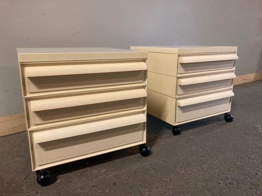 2x Ladenkastje/nachtkastje Kartell 4602 Simon Fussel