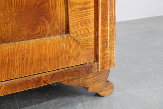 Image 1 of Mobile antico con zona scrittura, finitura noce, anni '30, Cecoslovacchia