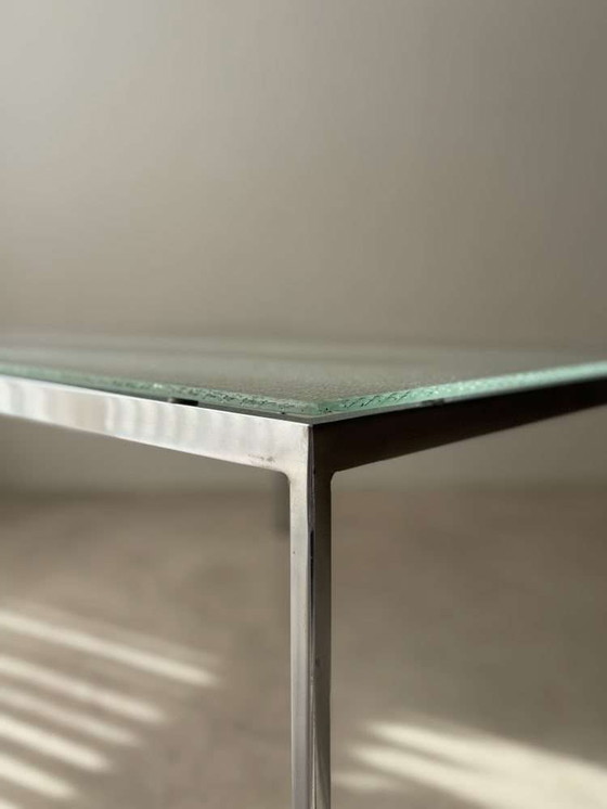 Image 1 of Table basse en acier inoxydable avec plateau en verre armé, style minimaliste des années 1960