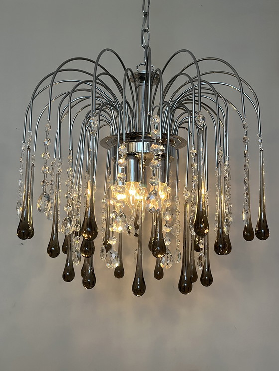 Image 1 of Lampadario a goccia XXL di design con gocce di cristallo e struttura cromata, italiano