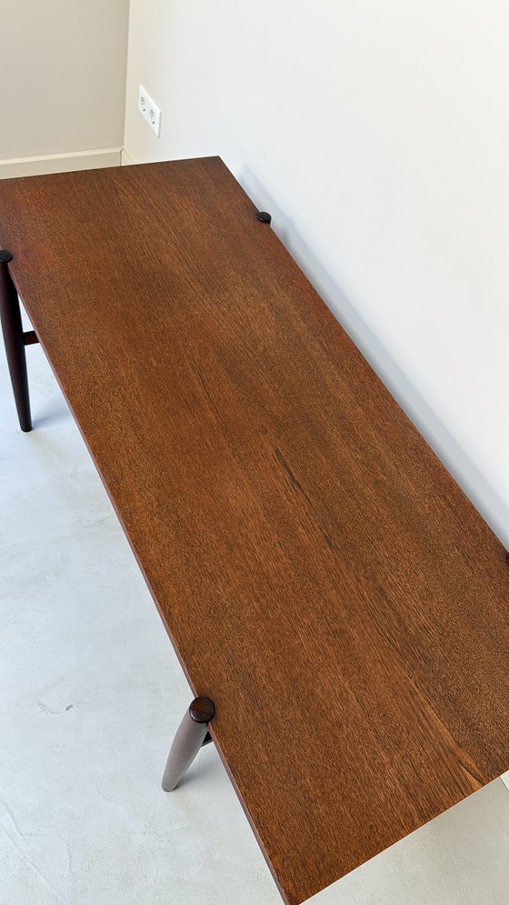 Table basse vintage en bois avec étagère inférieure en osier – Tables basses, Wood, Wicker (photo 10 of 10)