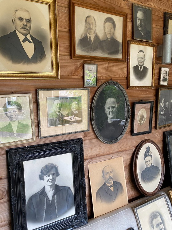 Image 1 of Visages d'hier : estampes et photos anciennes
