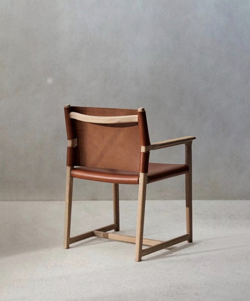 Stoel 03 van Vincent Van Duysen voor Zara Home – fauteuils, Leather, Wood (photo 2 of 8)