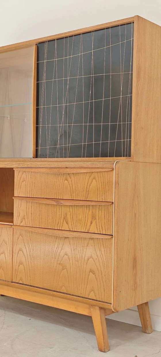 High buffet / Sideboard U 372 / 386 by B Landsman and H Nepozytek 60 – Jitona, Display cabinets, Wood, Glass (photo 29 of 40)