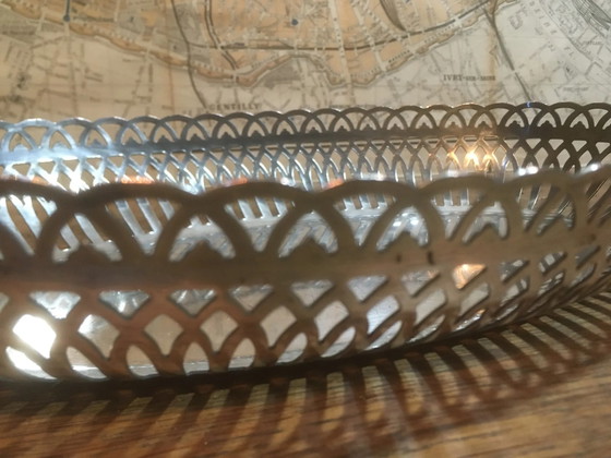 Opengewerkte zilverkleurige metalen broodmand – Schalen, Vintage (photo 5 of 8)