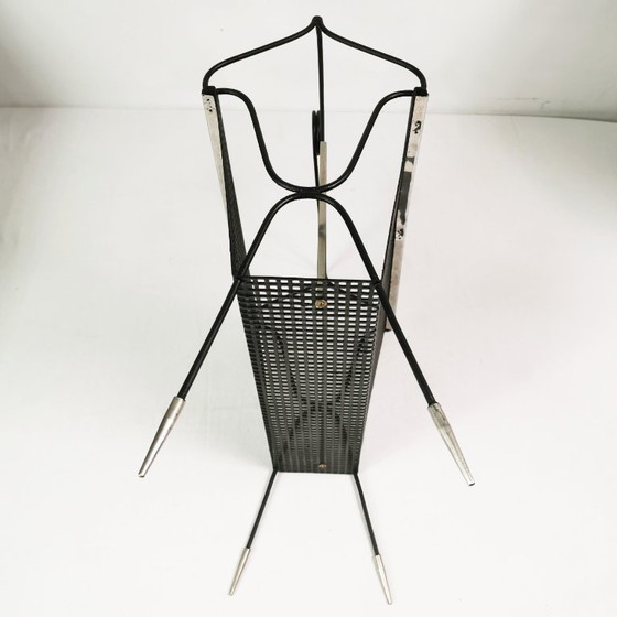 Revistero calado Mid-century, Bélgica, años 50., Metal, Negro, Mid Century Modern (foto 11 de 12)