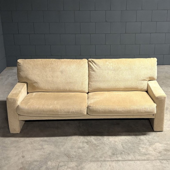 Zithoek met driezitsbank en fauteuil – Erpo International – Textile (photo 11 of 24)