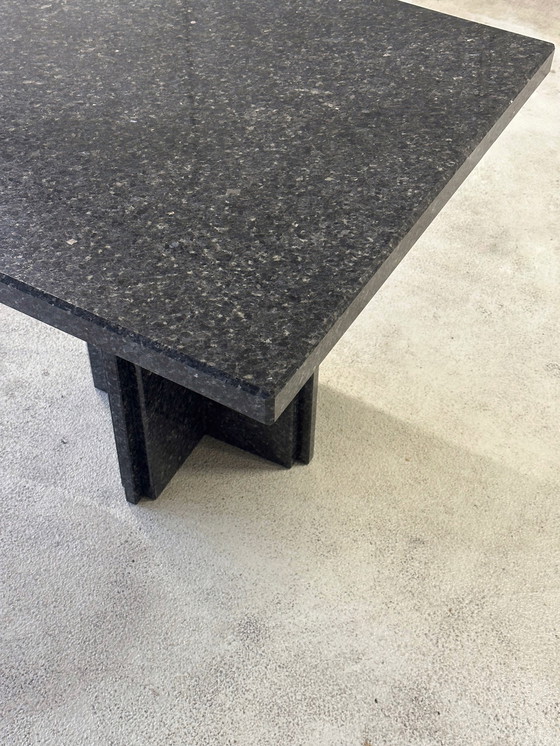 Image 1 of Granieten vintage / bijzettafel naturale