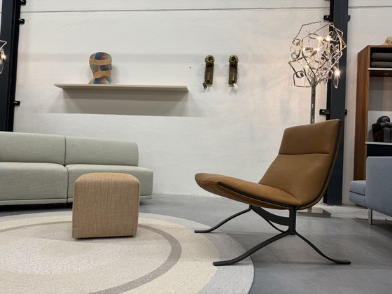 Image 1 of Eyye Juno Sillón Loxton cuero Cave