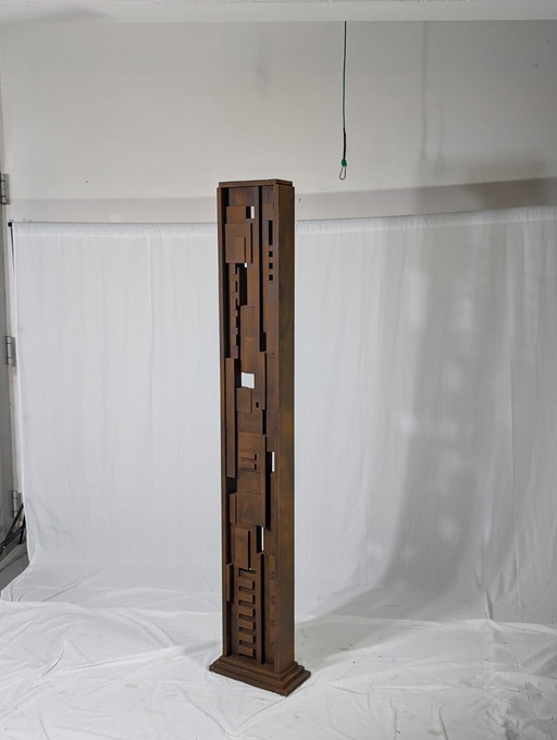 Italian Freestanding Sculpture, 70s 