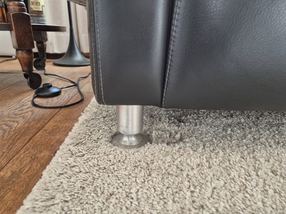 Image 1 of Divano in pelle grigia Touché