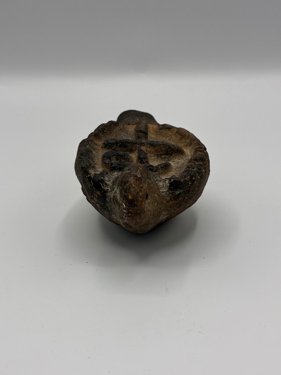 Öllampe aus Terrakotta – geprägtes Chrisam – im Stil byzantinischer Lampen – Dekorative Objekte (photo 3 of 9)