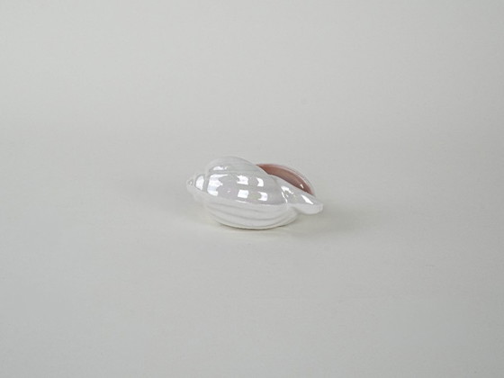Image 1 of Porcelain seashell, Italian design, 1970s, production: Italy