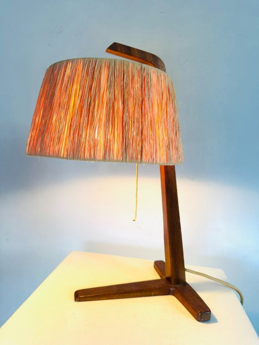 Seltene Tischlampe aus Naturfaser und Teakholz von Ib Fabiansen für Fog & Mørup, Dänemark, 1950er Jahre