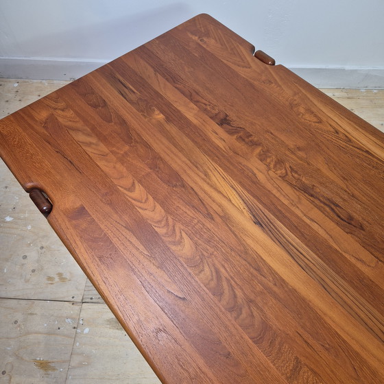 Image 1 of Niels Bach, table basse vintage danoise en teck restaurée