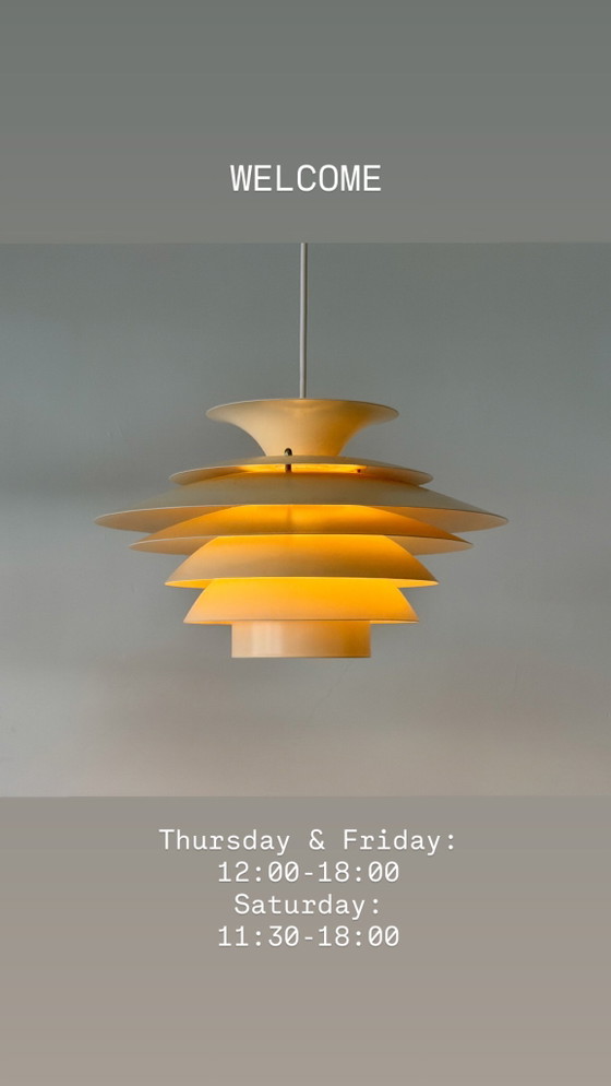 Lampada a sospensione vintage scandinava a 7 strati – Crema/Avorio – Di JEKA, Denmark, anni '60 (photo 9 of 15)