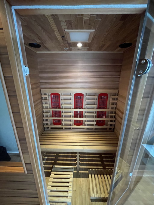 Infrared sauna
