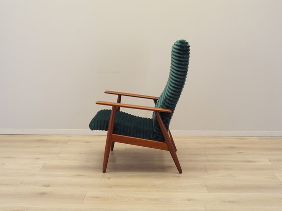 Image 1 of Fauteuil en velours, design danois, années 1970, production : Danemark