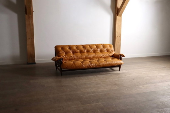 Jean Gillon Rodeio bank voor Italma Wood Art, Brazilië, 1965 – 3-5 zitsbanken, Leather, Vintage (photo 14 of 17)