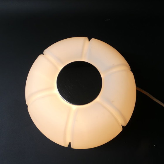 Image 1 of Bloemvormige plafond- of wandlamp van Glashütte Limburg, jaren 70.
