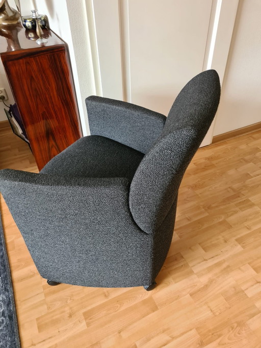 4 Leolux Dining Chairs