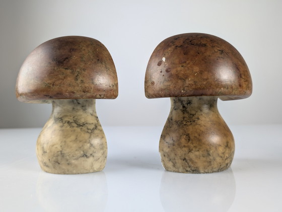 Image 1 of Fermalibri a forma di fungo in alabastro, Italia, anni '60