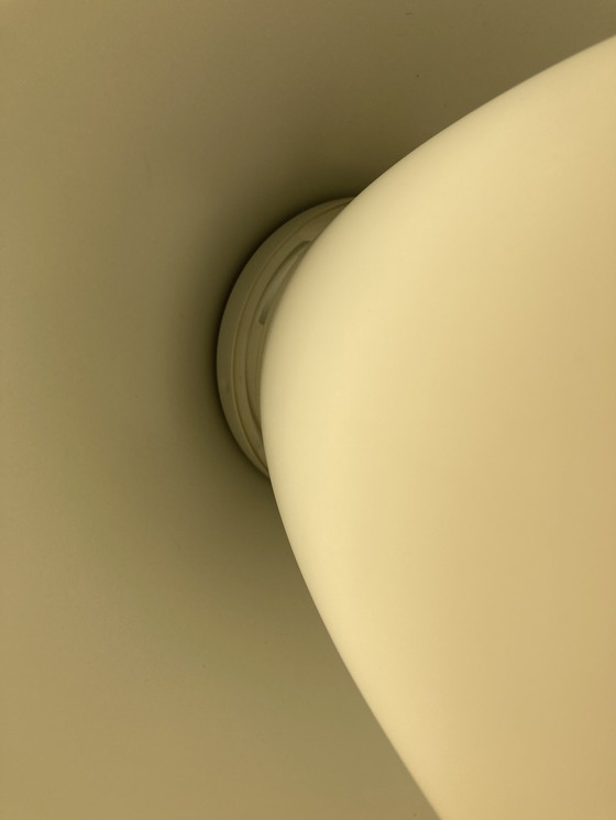 Image 1 of Grote IKEA hanglamp in wit gelakt metaal in de vorm van een vintage halve maan